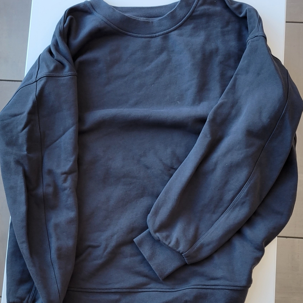 lululemon perfectly oversized crew